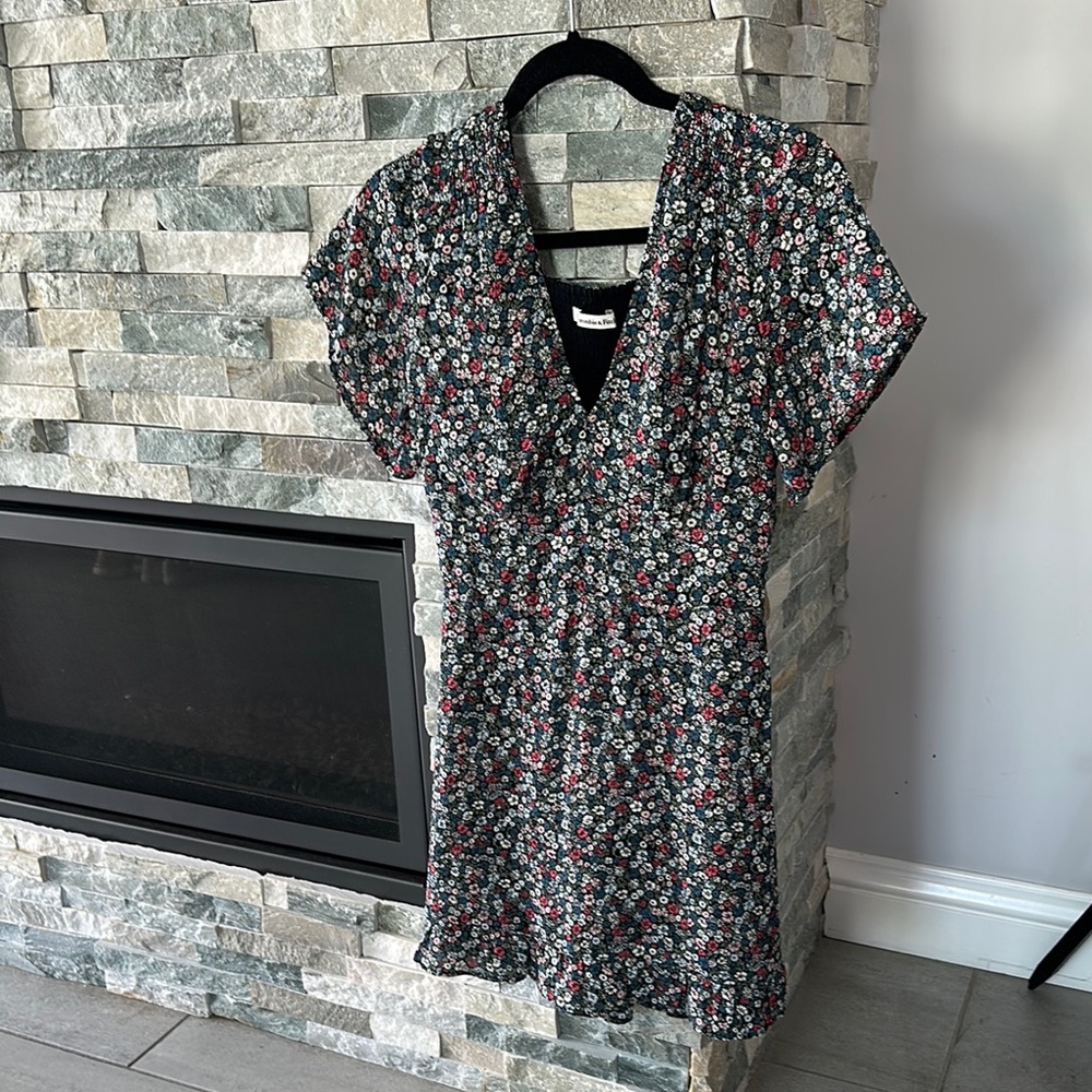 Floral V-Neck Dress